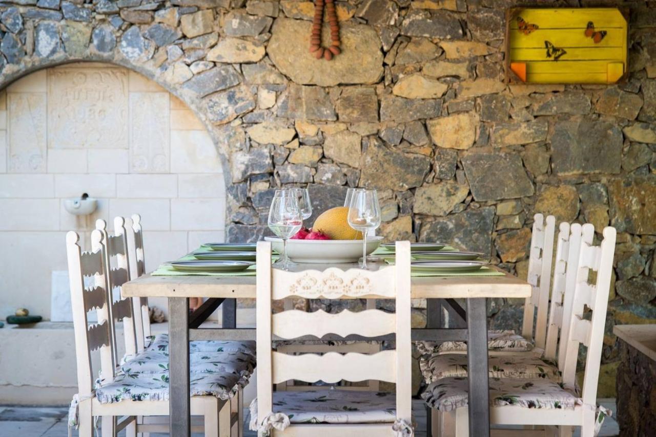 Authentic Cretan Stone Windmill Villa ซิเตีย ภายนอก รูปภาพ