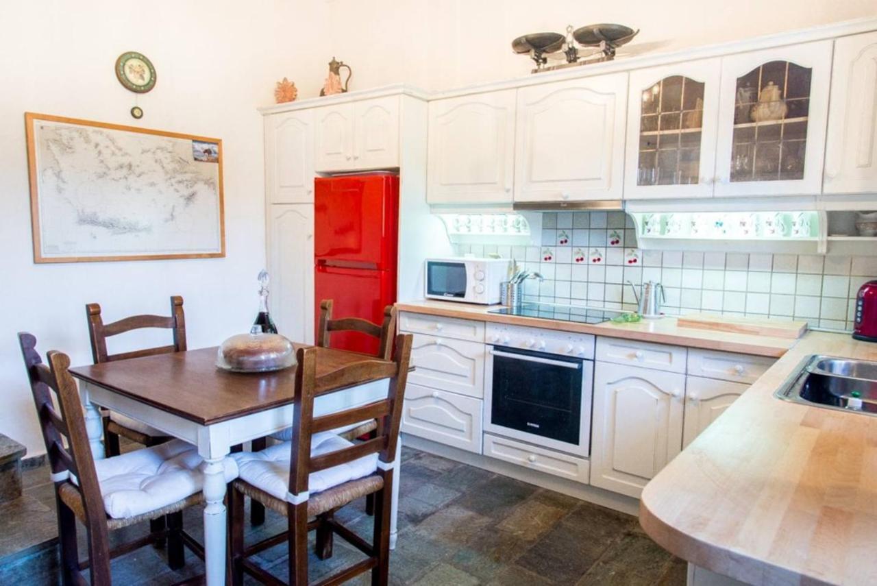 Authentic Cretan Stone Windmill Villa ซิเตีย ภายนอก รูปภาพ