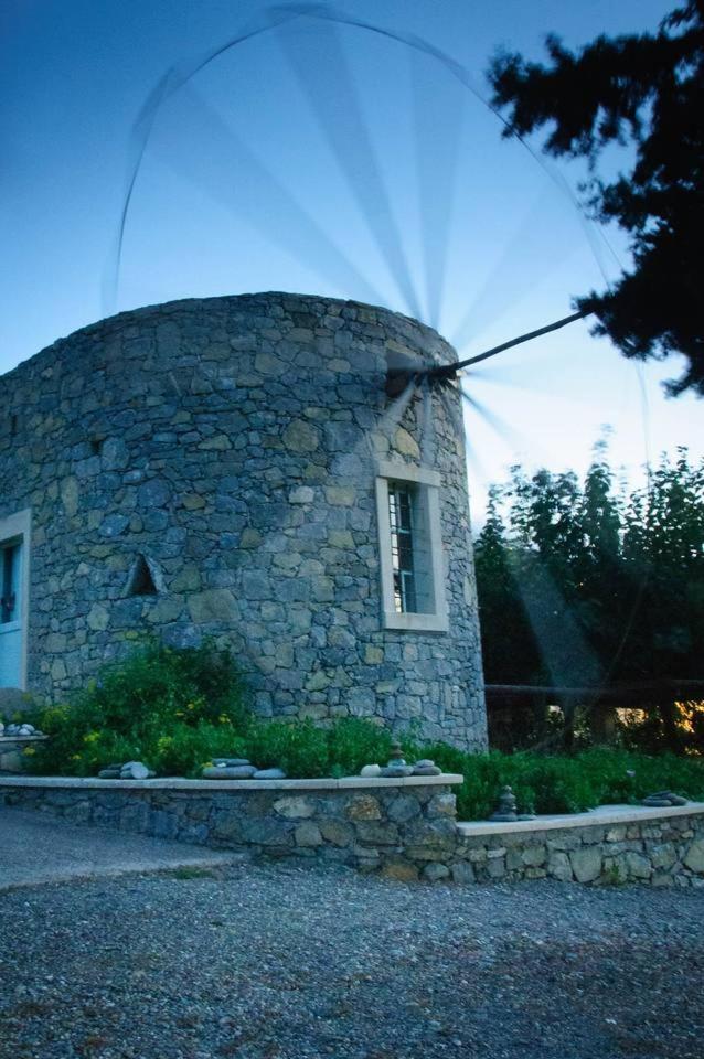 Authentic Cretan Stone Windmill Villa ซิเตีย ภายนอก รูปภาพ