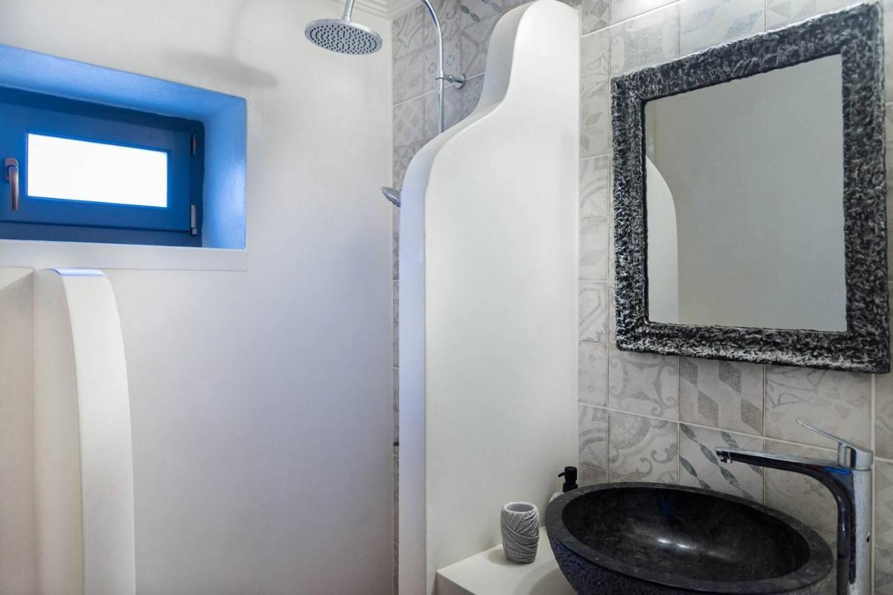 Authentic Cretan Stone Windmill Villa ซิเตีย ภายนอก รูปภาพ